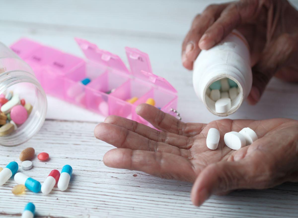 Ostéoporose : quels médicaments peuvent aggraver le risque ? 