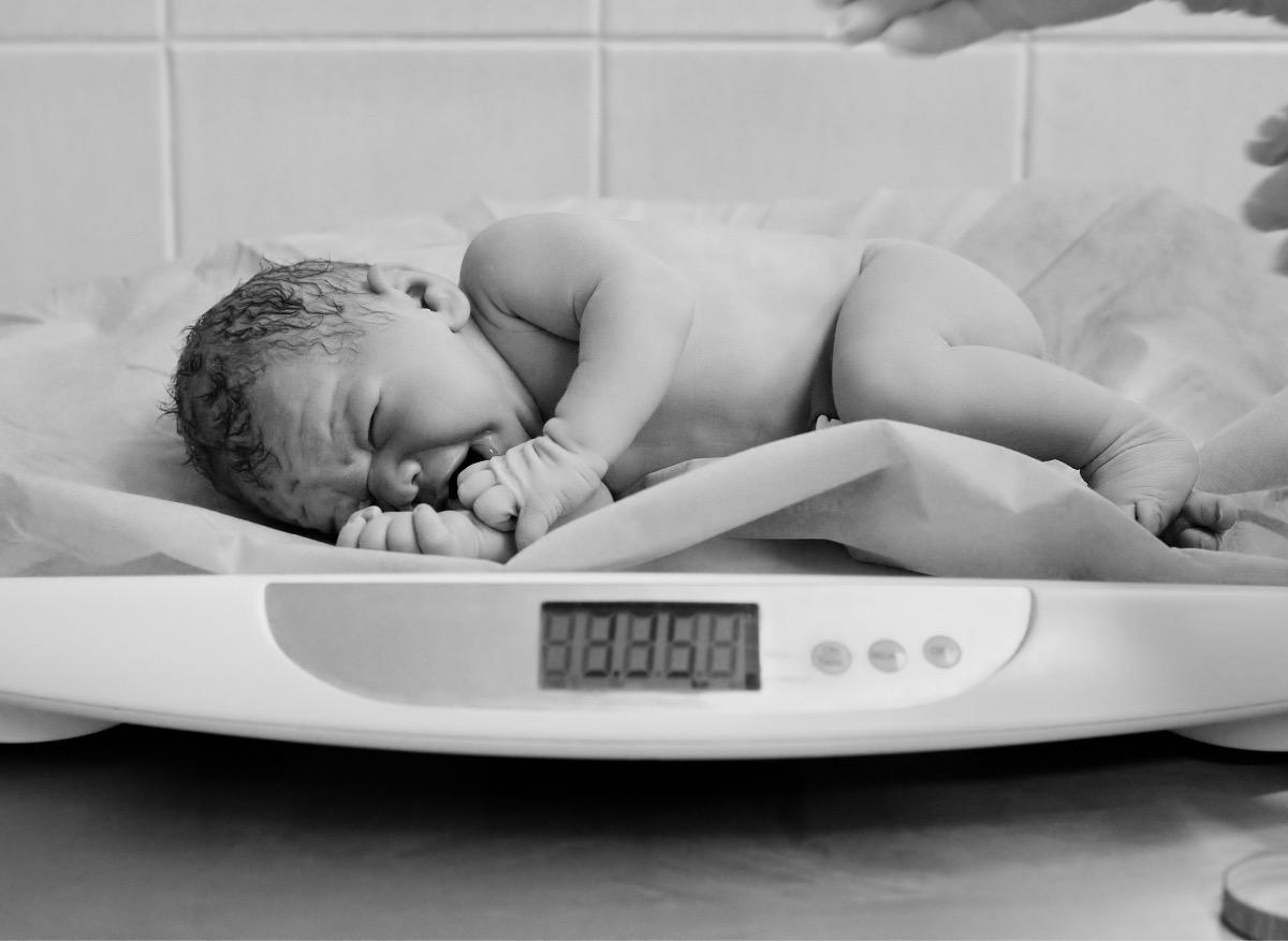 Nouveaux-nés : la taille et le poids de naissance prédisent les risques de troubles cardiaques 