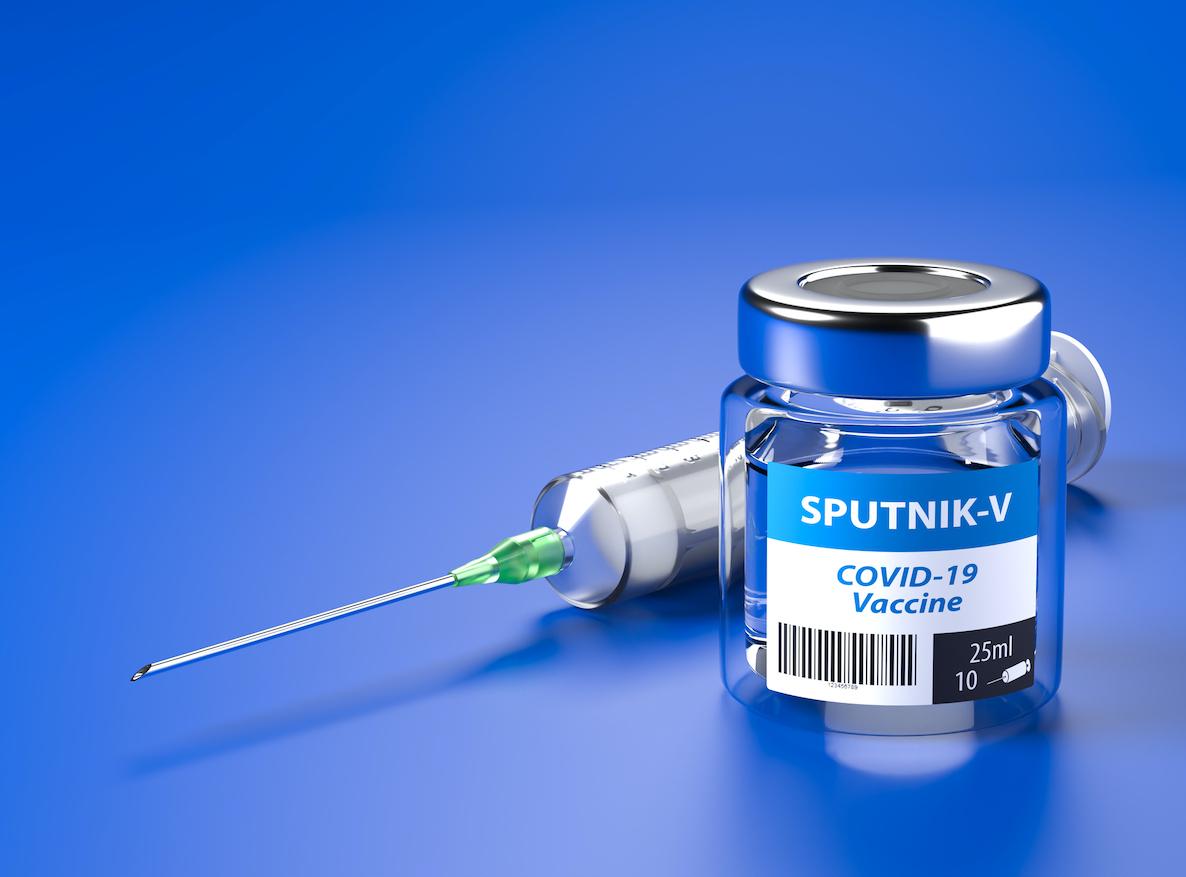 Covid-19: comment fonctionne le vaccin russe Spoutnik V?