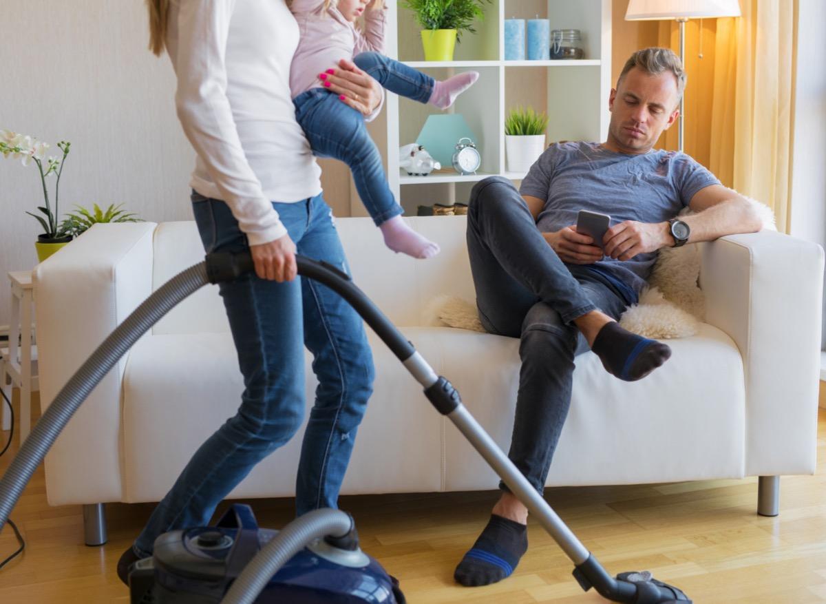Couple : la libido des femmes dépend de la répartition des tâches ménagères