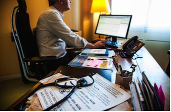 Charlie hebdo : les médecins défileront pour la liberté d'expression 