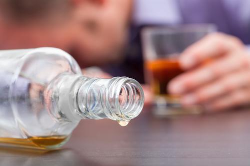 Addiction : une enzyme pointée du doigt pour l'alcool