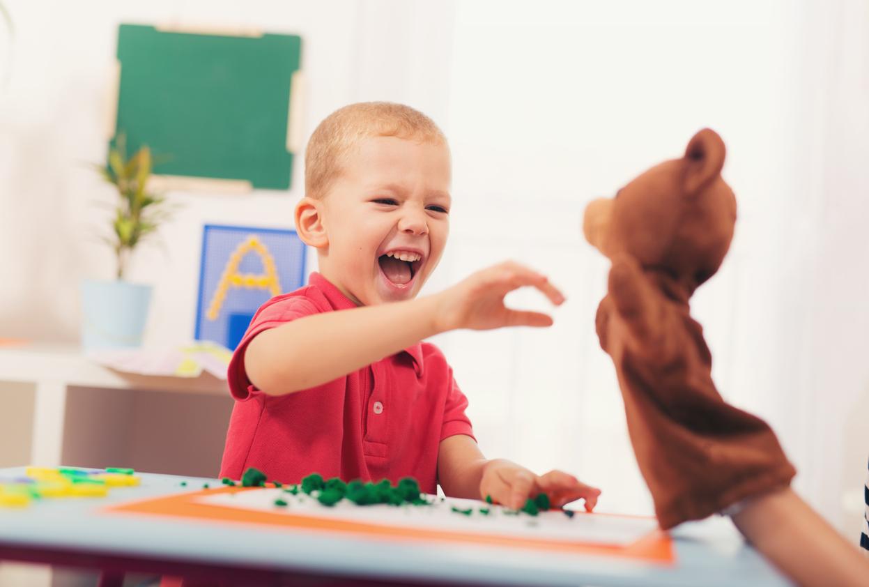 Plan autisme : 344 millions d’euros sur la table pour un retard énorme