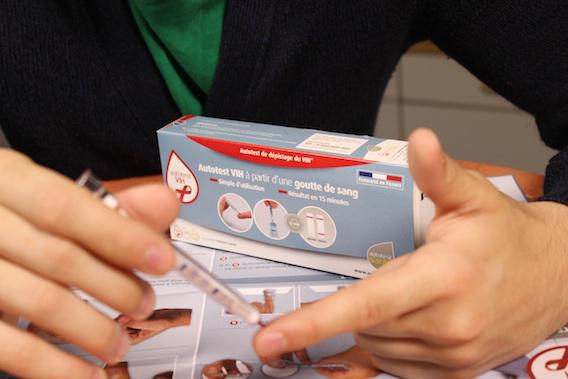 Le premier autotest VIH commercialisé fin juin en France