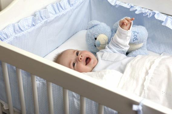 Mort inattendue du nourrisson : le tour du lit en cause