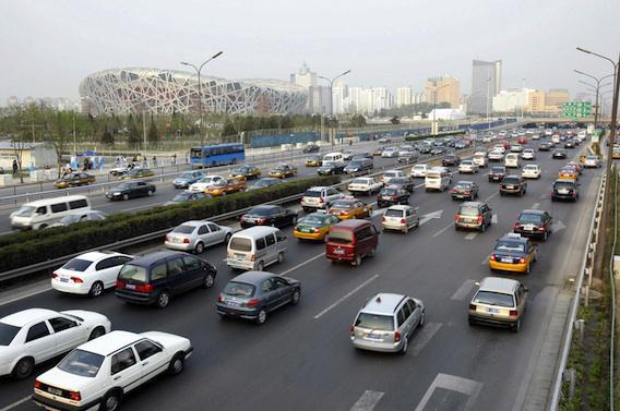 Trafic routier : les nuisances sonores augmentent le risque d'AVC