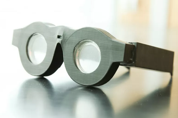 Presbytie : un Américain créé les premières lunettes intelligentes 