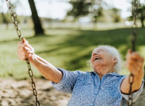 Seniors : pour être heureux, soyez actifs !