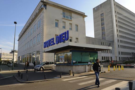 CHU de Nantes : les 3 décès non élucidés un mois après le drame