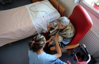 Hôpital du Val-d'Oise : enquête sur des actes de maltraitance 