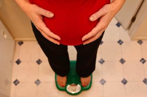 Diabète de type 2 : faut-il perdre du poids durant la grossesse ?