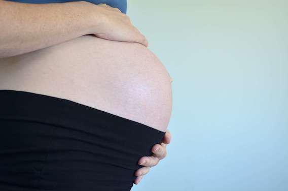 Paracétamol : l'exposition prénatale associée à un risque accru d'asthme