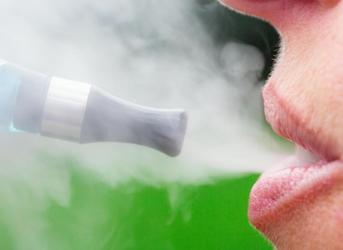 mauvaise haleine cigarette électronique Observer un jeune devenu dépendant à la nicotine avec la cigarette  électronique, c'est désespérant