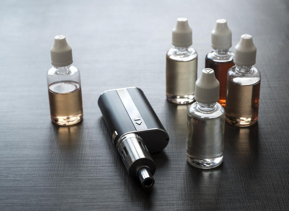 elfbar nachfüll pod läuft aus Senate holds hearing as flavored e-cigs remain illegal but popular with  teens