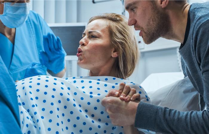 Accouchement : le canal pelvi-génital n’est pas le même selon l’origine de la mère 