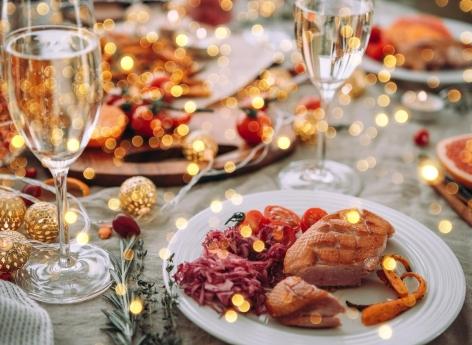 Repas festifs : 5 conseils pour se rétablir des excès de Noël 