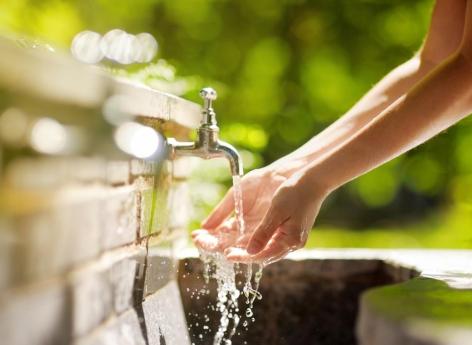 Et si l’or était la clé d'une eau potable plus propre ? 