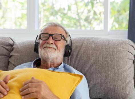 Pratiquer et écouter de la musique peut aider à prévenir le déclin cognitif 