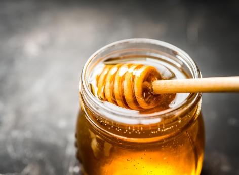 Cholestérol, glycémie à jeun... Le miel aiderait à les diminuer