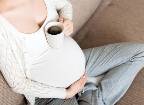 Diabète gestationnel : boire du café en petites quantités permet de réduire le risque 