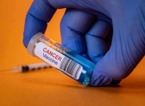 Récidive de cancer : un vaccin créé par IA suscite l’espoir 