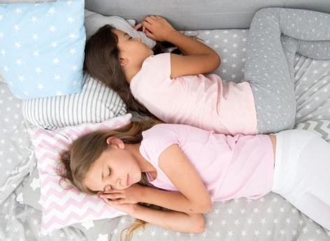 Les mauvais dormeurs… mémorisent mieux leurs rêves  