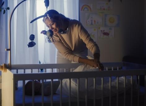 Charge mentale : les mères se lèvent plus rapidement la nuit pour s’occuper de leurs enfants