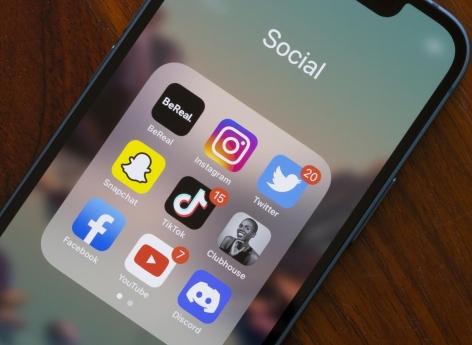 Dépression, anxiété : les messages sur les réseaux sociaux peuvent influencer les croyances des jeunes