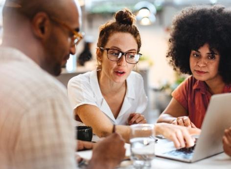 Sclérose en plaques : faut-il en parler à son employeur ? 