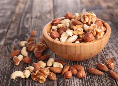 Baisse de la mortalité : combien faut-il manger de noix chaque semaine ?