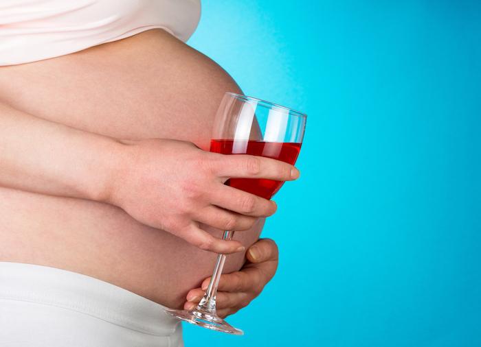 Alcoolisation fœtale : un nouveau-né concerné chaque jour en France