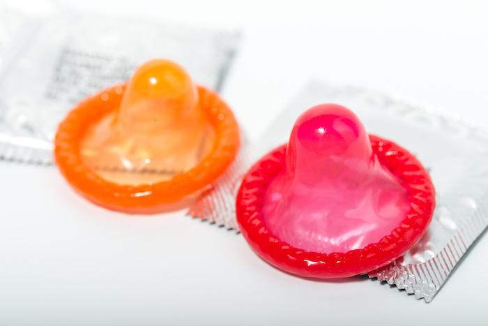 Sexualité : un étudiant sur deux n'utilise pas de préservatif