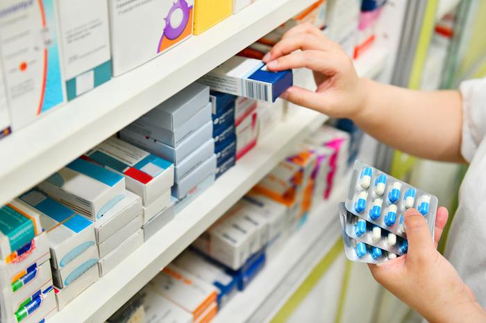 Pourquoi les médecins ne veulent pas que les pharmaciens prescrivent des médicaments