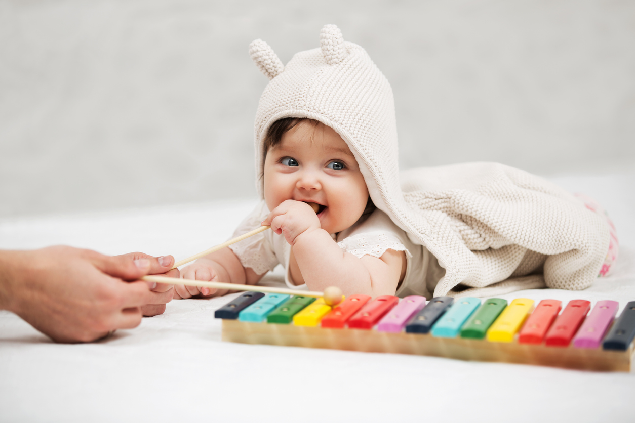 Initier votre enfant à la musique favorise son bien-être  ...