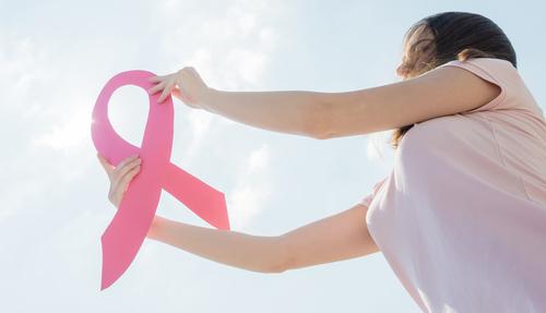 Octobre rose : le taux de survie du cancer du sein s’améliore