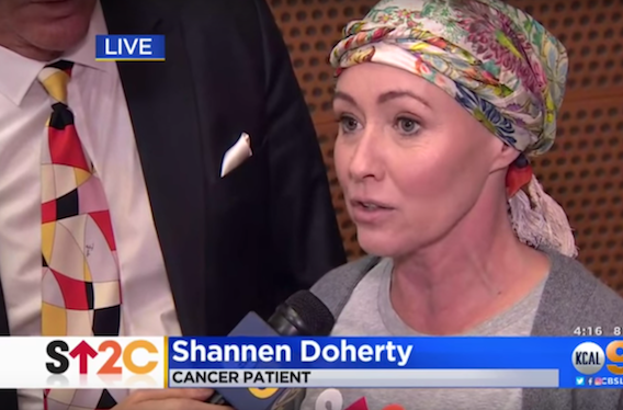 Cancer du sein : Shannen Doherty apporte son soutien à la recherche 
