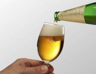Alcool : un site calcule l'impact calorique de votre dernière beuverie