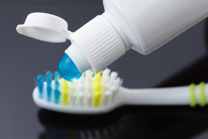 Savons, dentifrices : 200 scientifiques dénoncent le triclosan