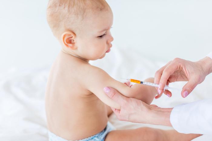 11 vaccins obligatoires : quels sont les conditions du gouvernement et les délais pour les parents ?