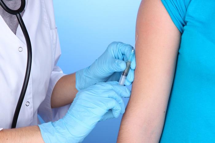 Sclérose en plaque : la justice met en cause le vaccin contre l’hépatite B