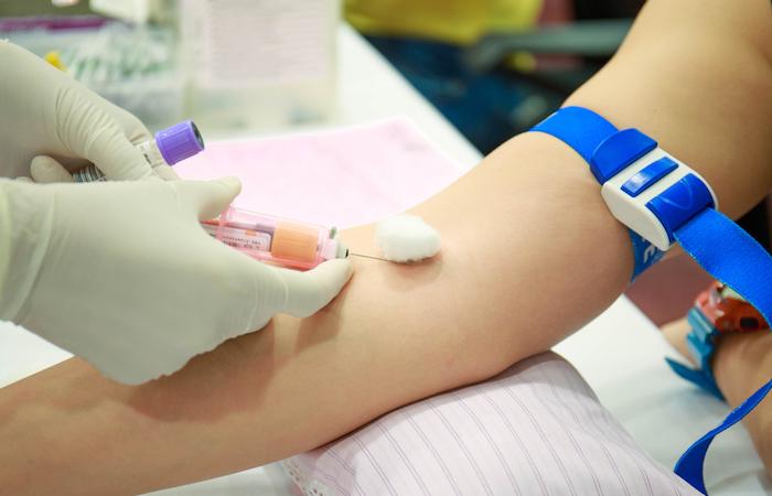 Antibiotiques : un test sanguin pour savoir quand les prendre