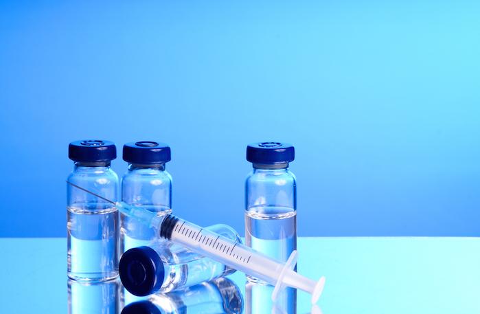 Anti-vaccins : une contre-attaque juridique fragile