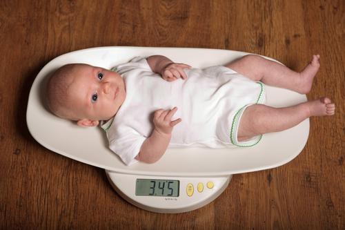 Obésité infantile : la mesure de l’IMC dès 6 mois est un bon marqueur