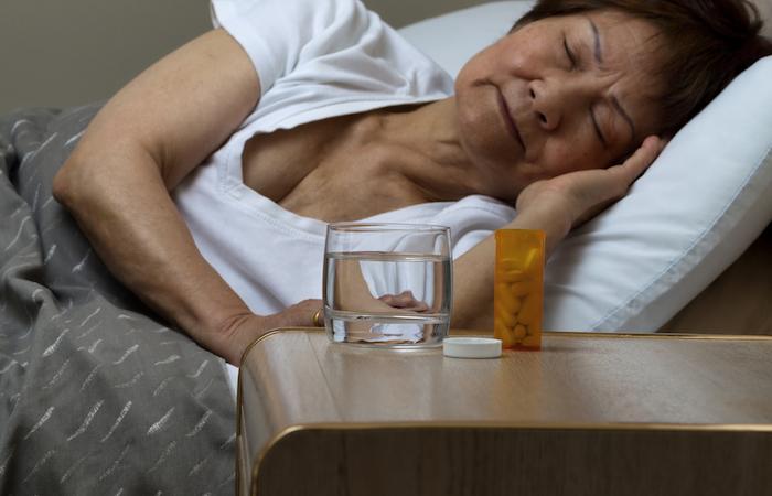 Alzheimer : des troubles du sommeil comme signe d'alerte