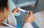 Après 35 ans, cette bactérie pourrait-elle aider l’utérus à rester fertile ?