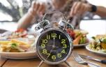 Le jeûne intermittent n'agit pas comme vous le pensez après 60 ans