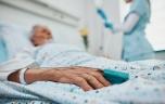Démence : cette réaction après une opération prédirait un déclin cognitif