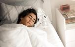 Faut-il laisser les ados dormir plus longtemps pour protéger leur santé ?