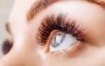 Sérum pour faire pousser les cils : gare à cet effet très indésirable !