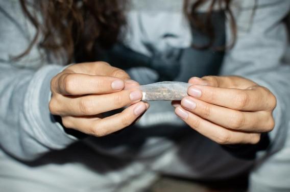 Cannabis chez les ados : des effets durables sur la mémoire et l'attention